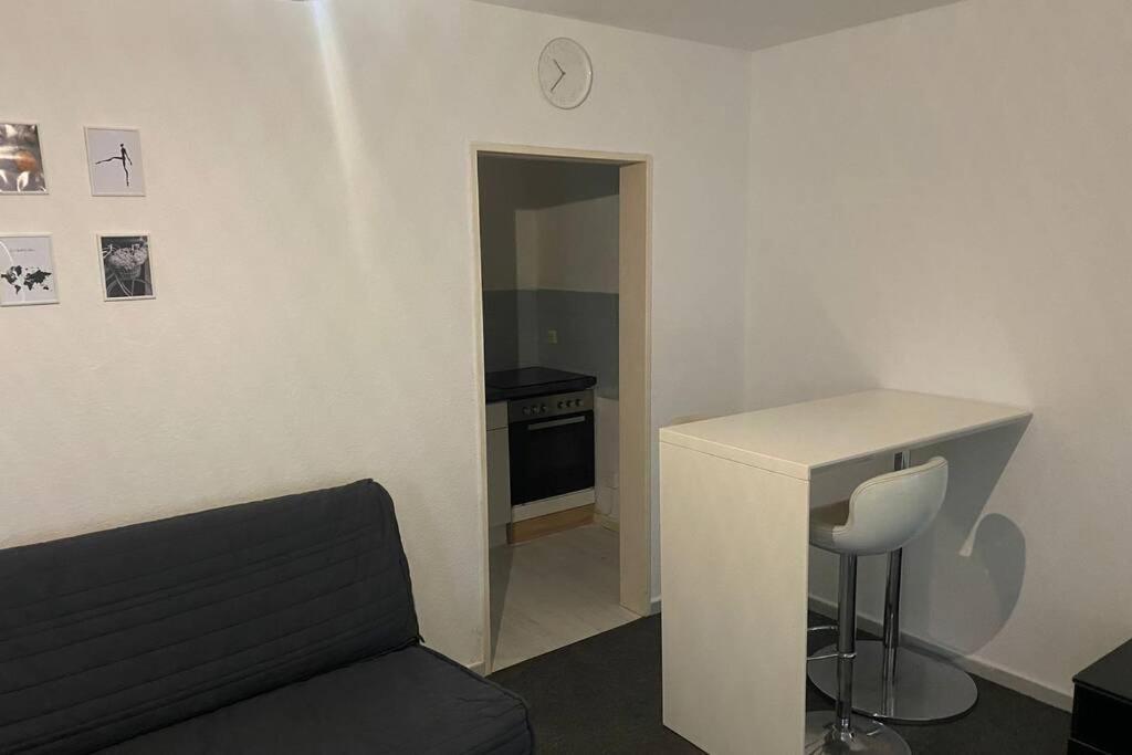 Ein Helles Und Geraumiges Zimmer Am Bremer Hauptbahnhof. Kültér fotó